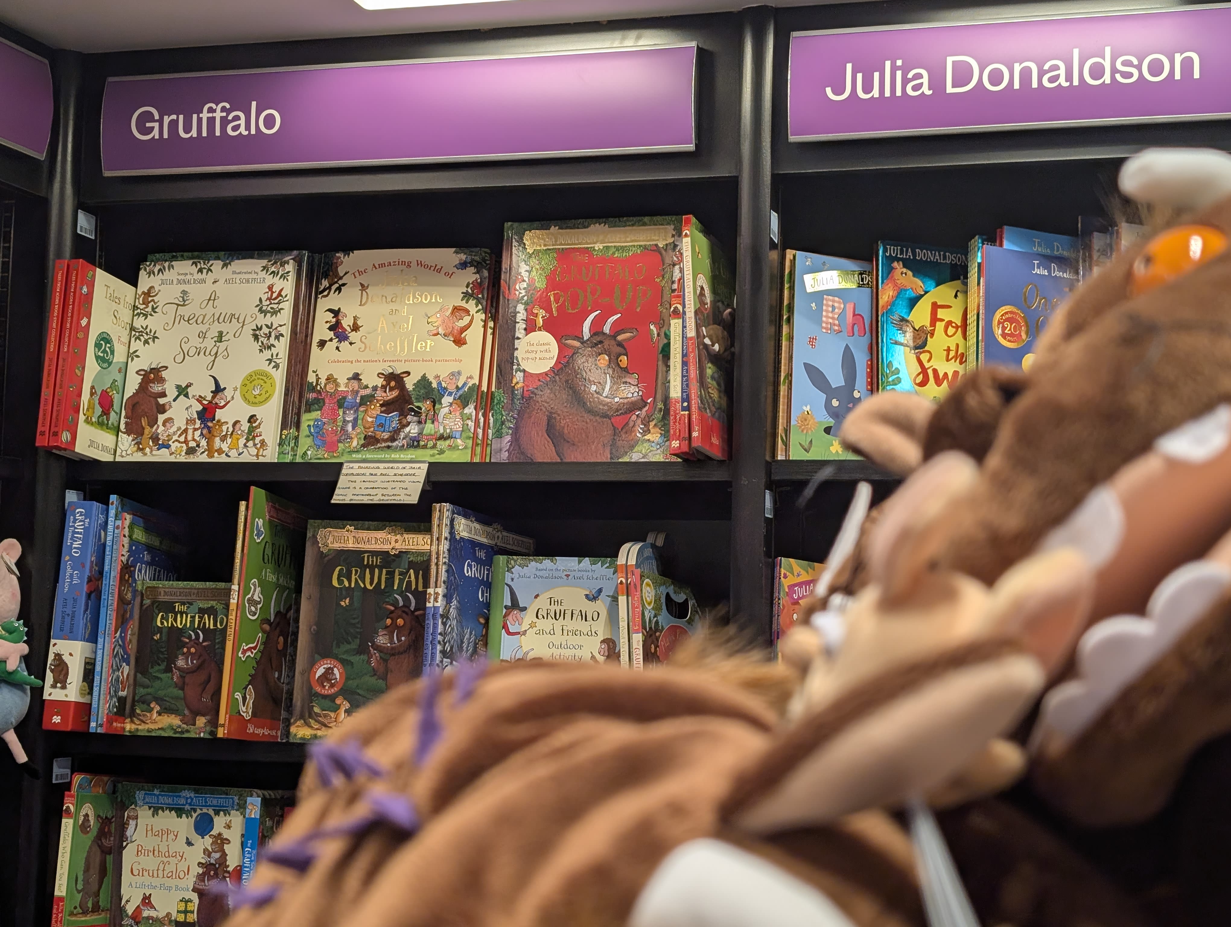 A jUlia Donaldson bay at Waterstones featuring her books. 